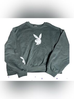 VGC-Large PLAYBOY crewneck long sleeve logo on front &  back in 
White LACE Logo